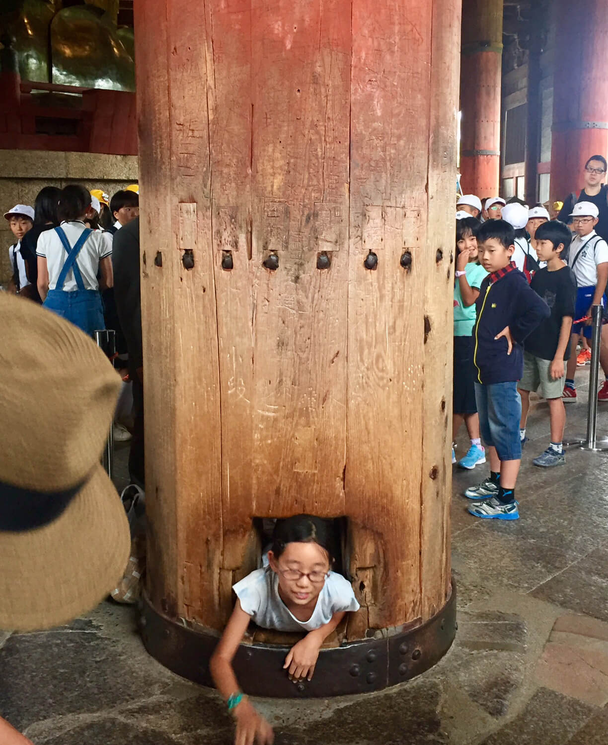 La colonna nel tempio Tōdai-ji